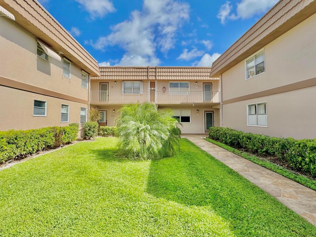 Photo of 43 Brittany A, Delray Beach, FL 33446 (MLS # R11130946)