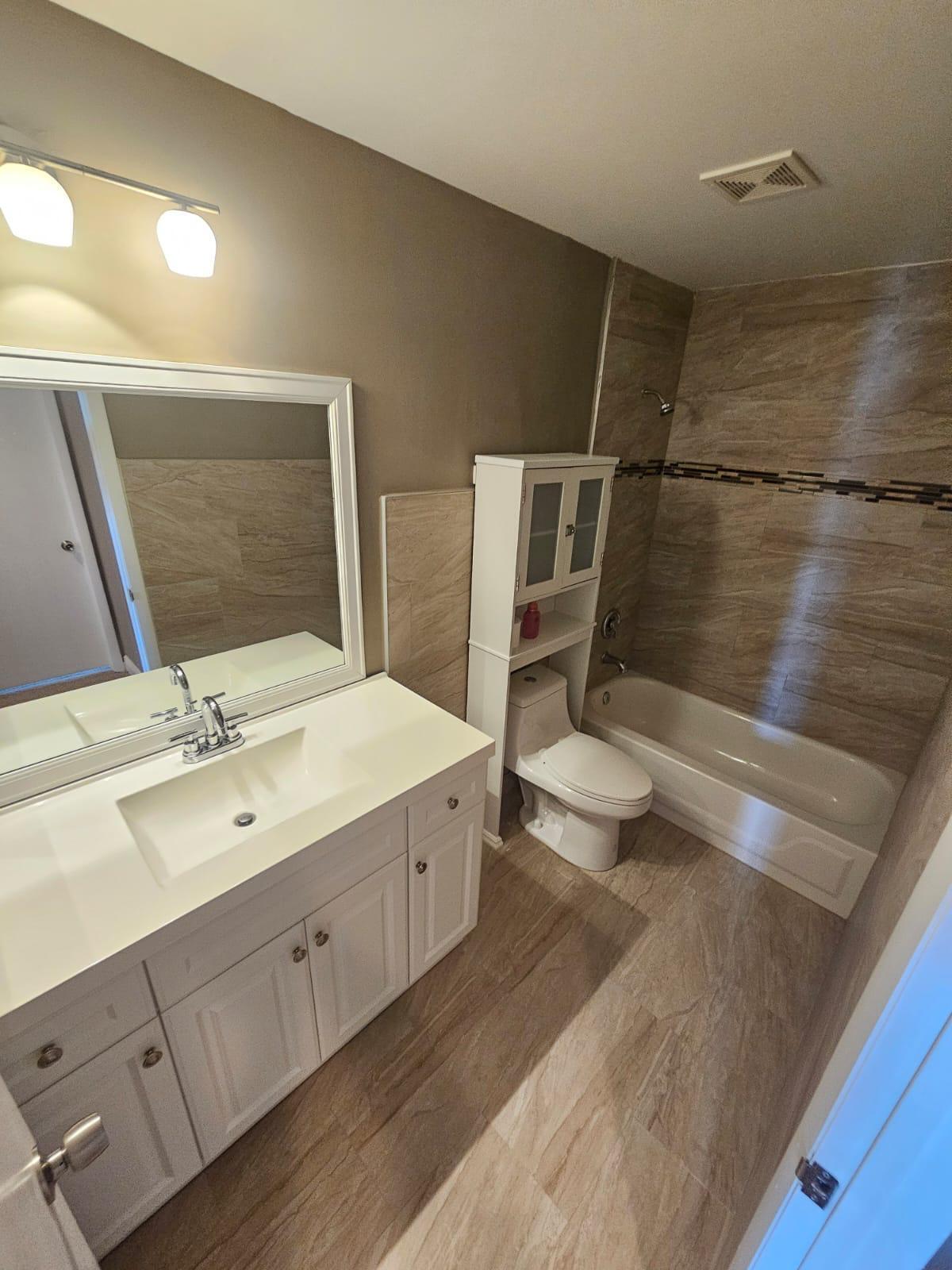 SARTORI LAKE - Residential Lease