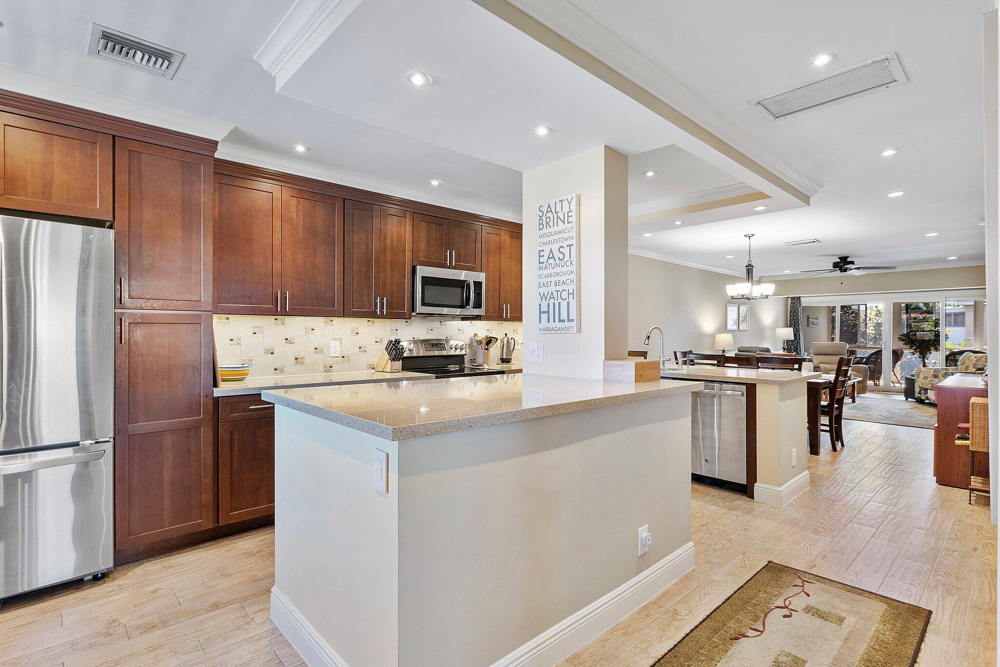 1061 Orange Terrace 204