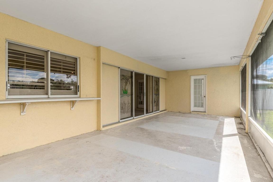 PORT ST LUCIE SECTION 33 - Residential