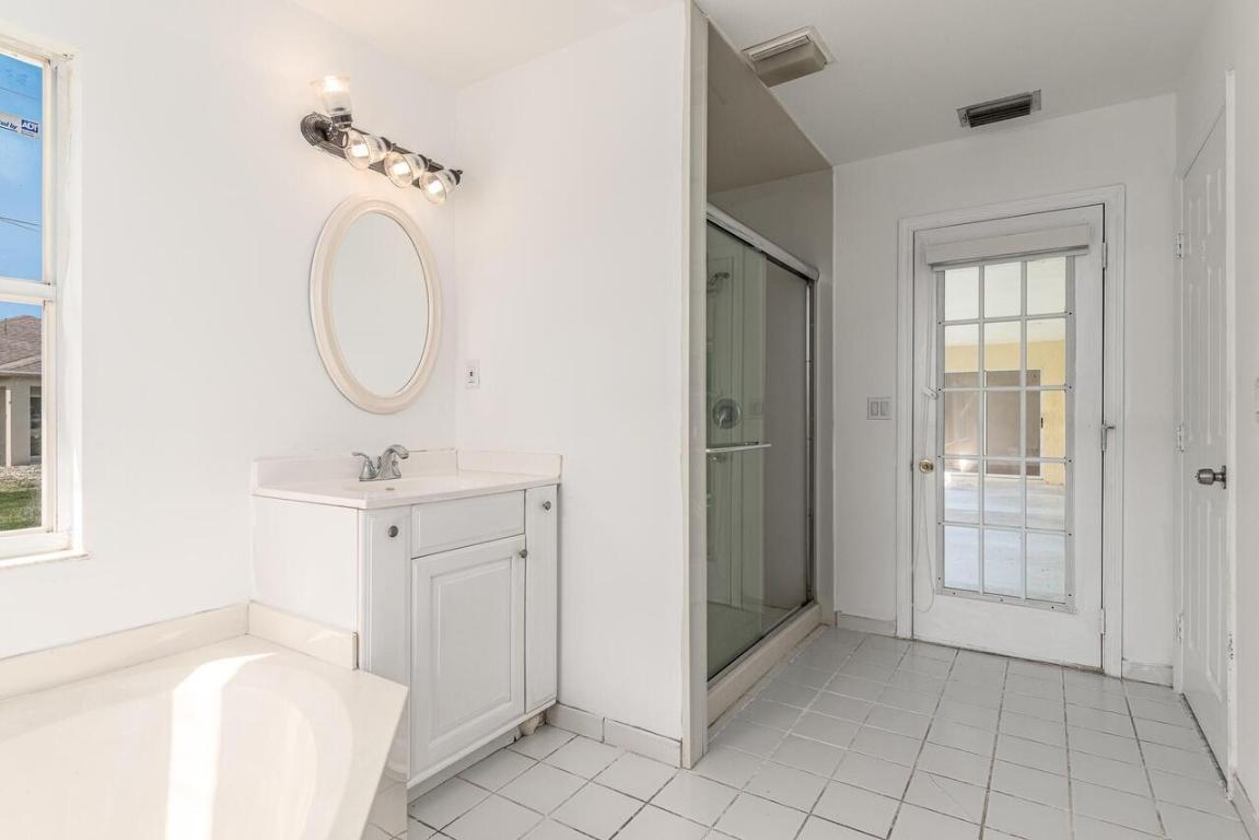 PORT ST LUCIE SECTION 33 - Residential