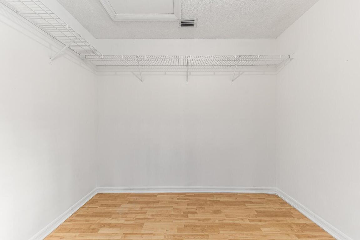 PORT ST LUCIE SECTION 33 - Residential