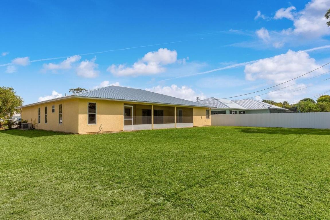 PORT ST LUCIE SECTION 33 - Residential