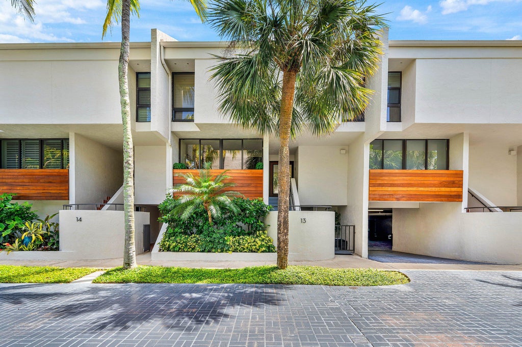 Photo of 2335 S Ocean Boulevard #13, Palm Beach, FL 33480 (MLS # B26026948)