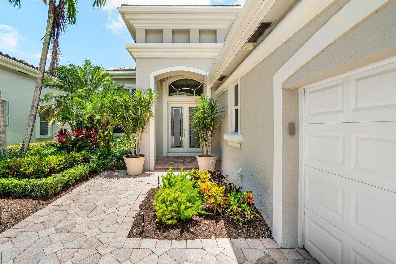 391 Isle Court