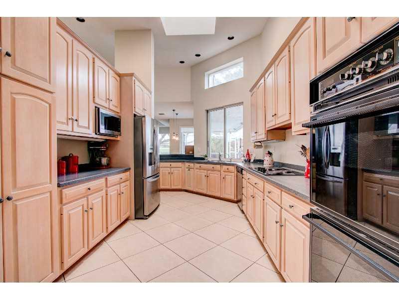 EAGLE GLEN - Residential