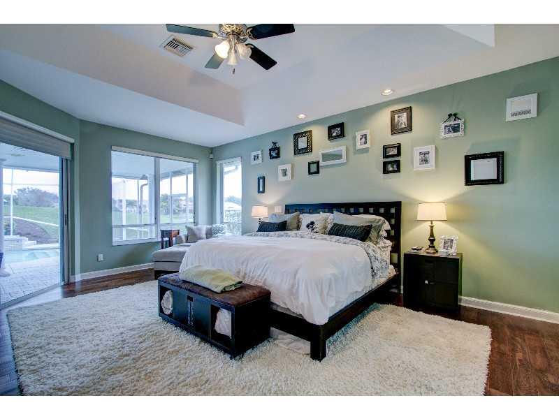 EAGLE GLEN - Residential