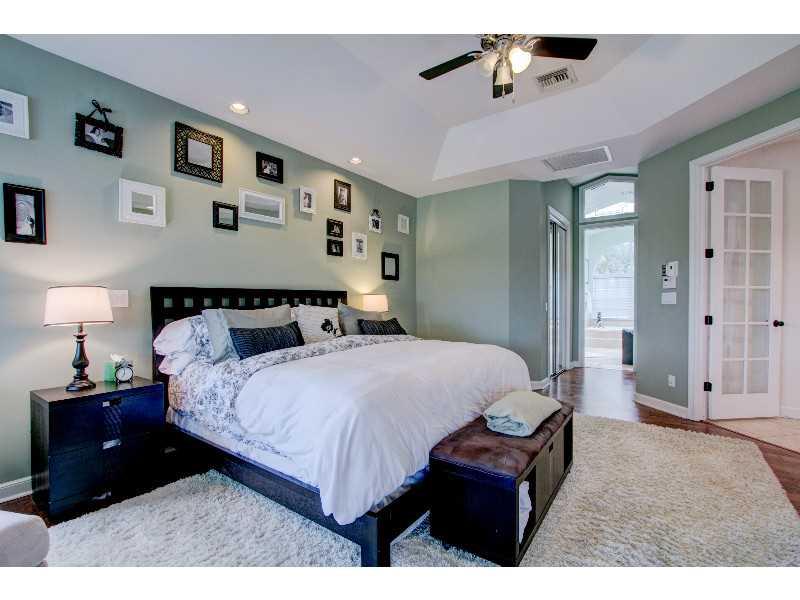 EAGLE GLEN - Residential