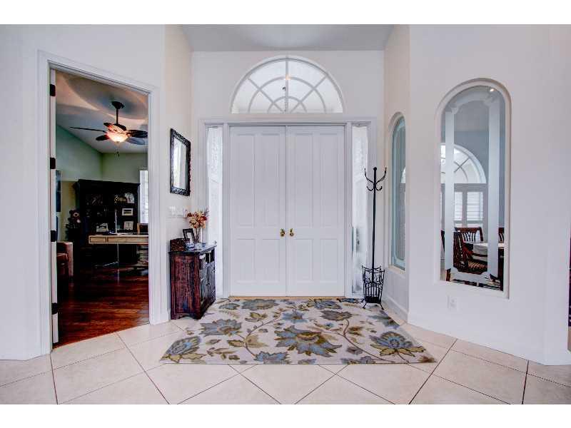 EAGLE GLEN - Residential