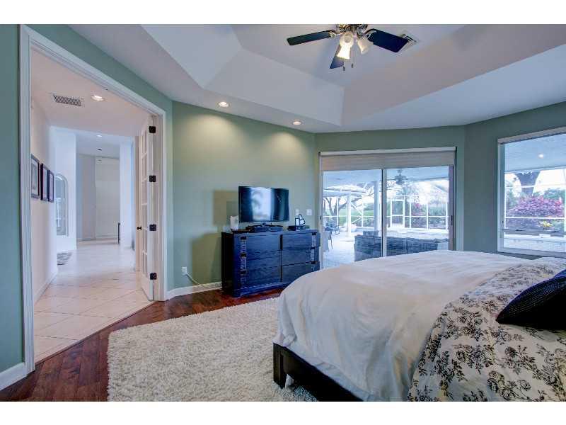 EAGLE GLEN - Residential