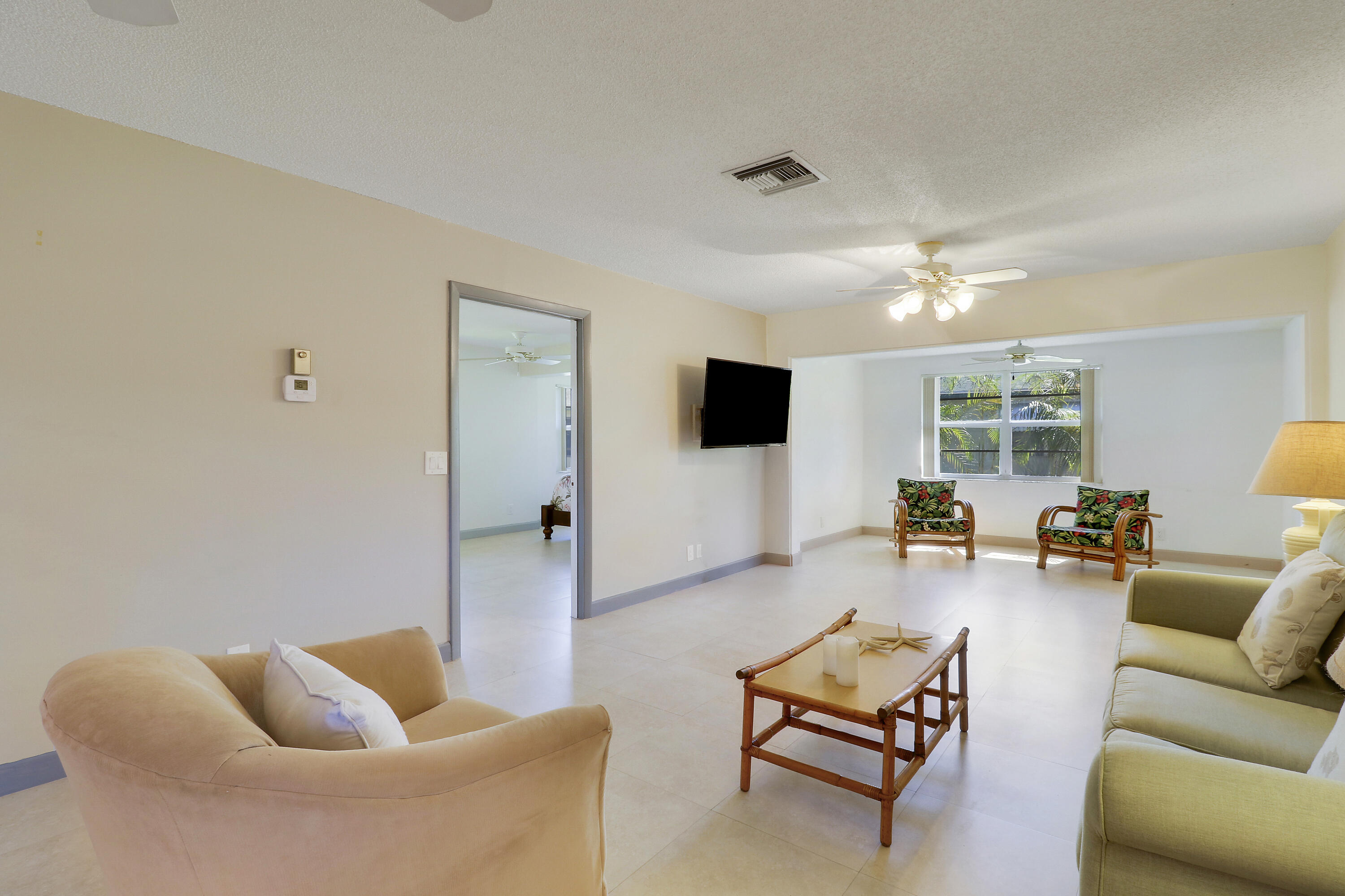 COUNTRY MANORS CONDO - Residential