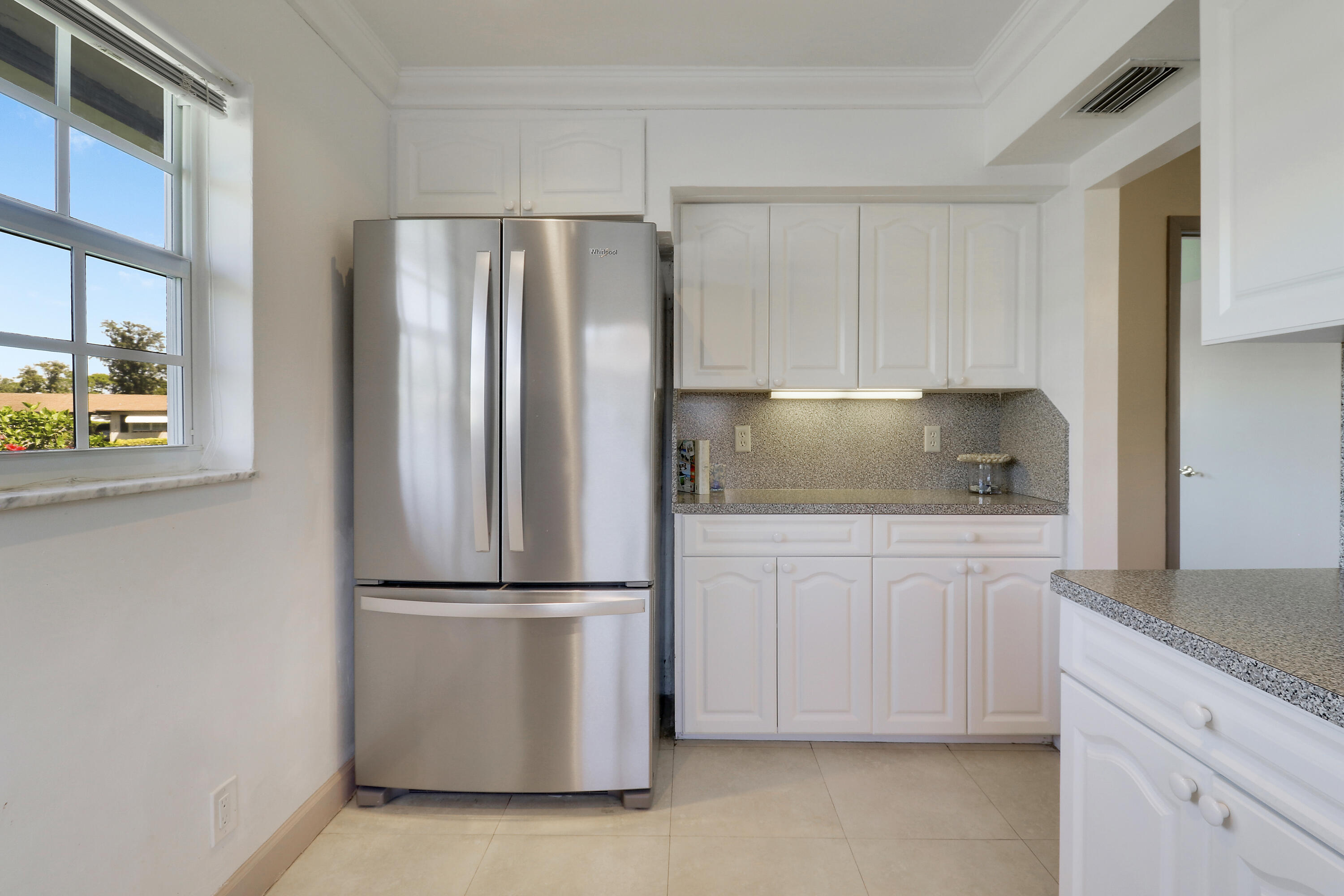 COUNTRY MANORS CONDO - Residential