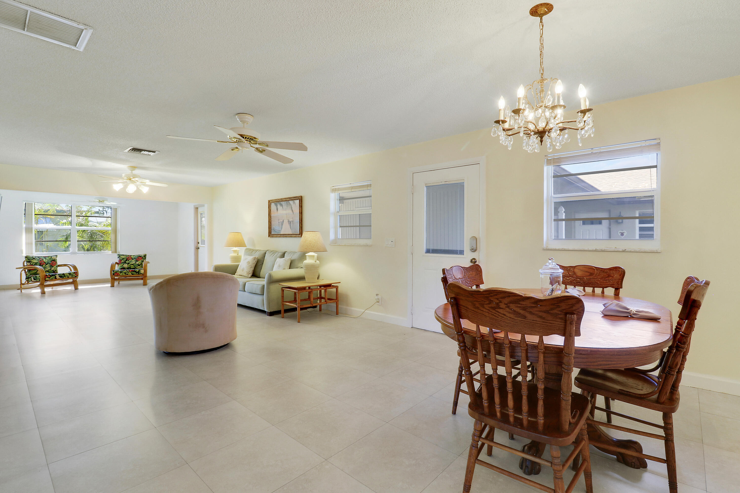 COUNTRY MANORS CONDO - Residential