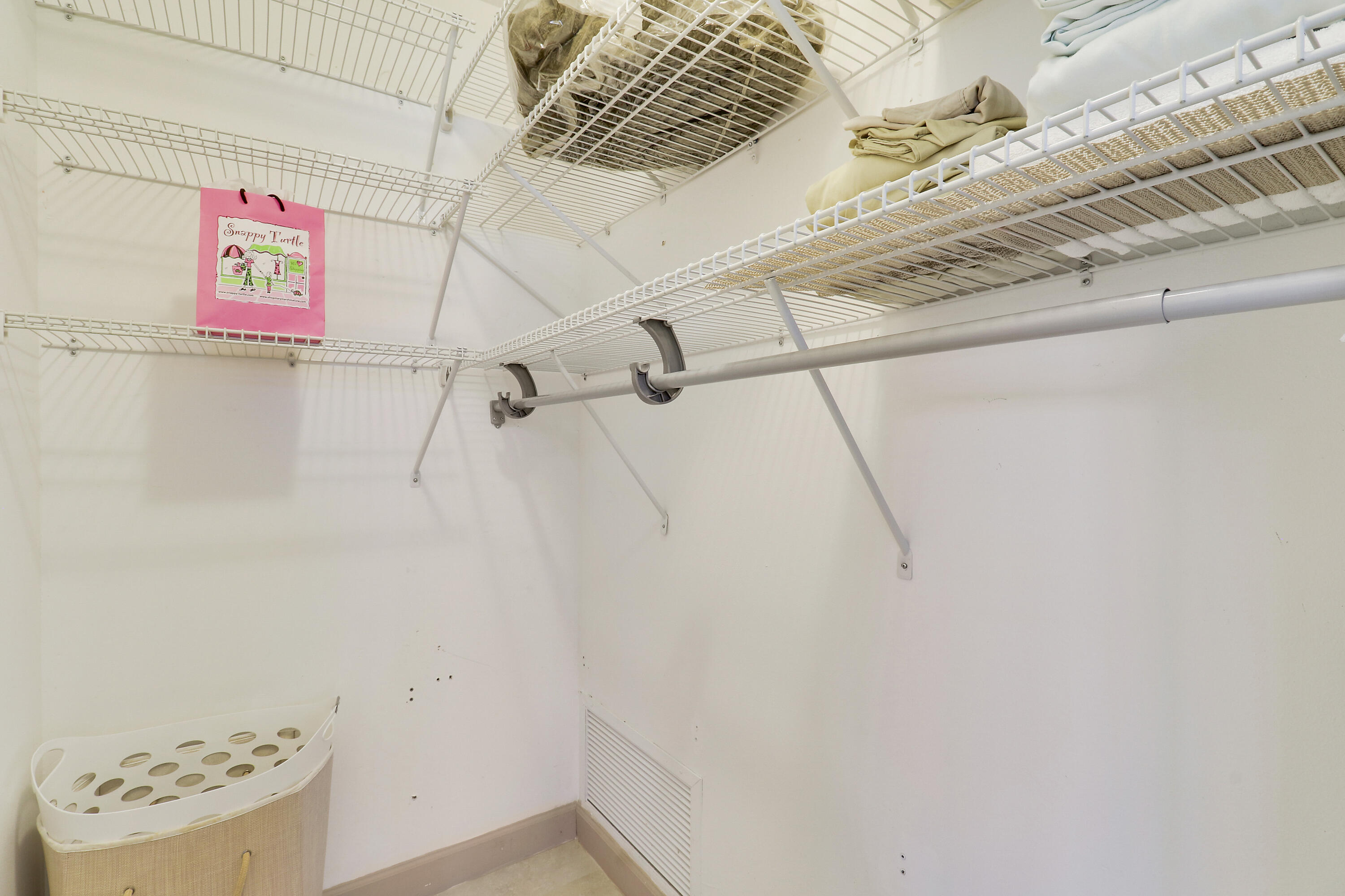 COUNTRY MANORS CONDO - Residential