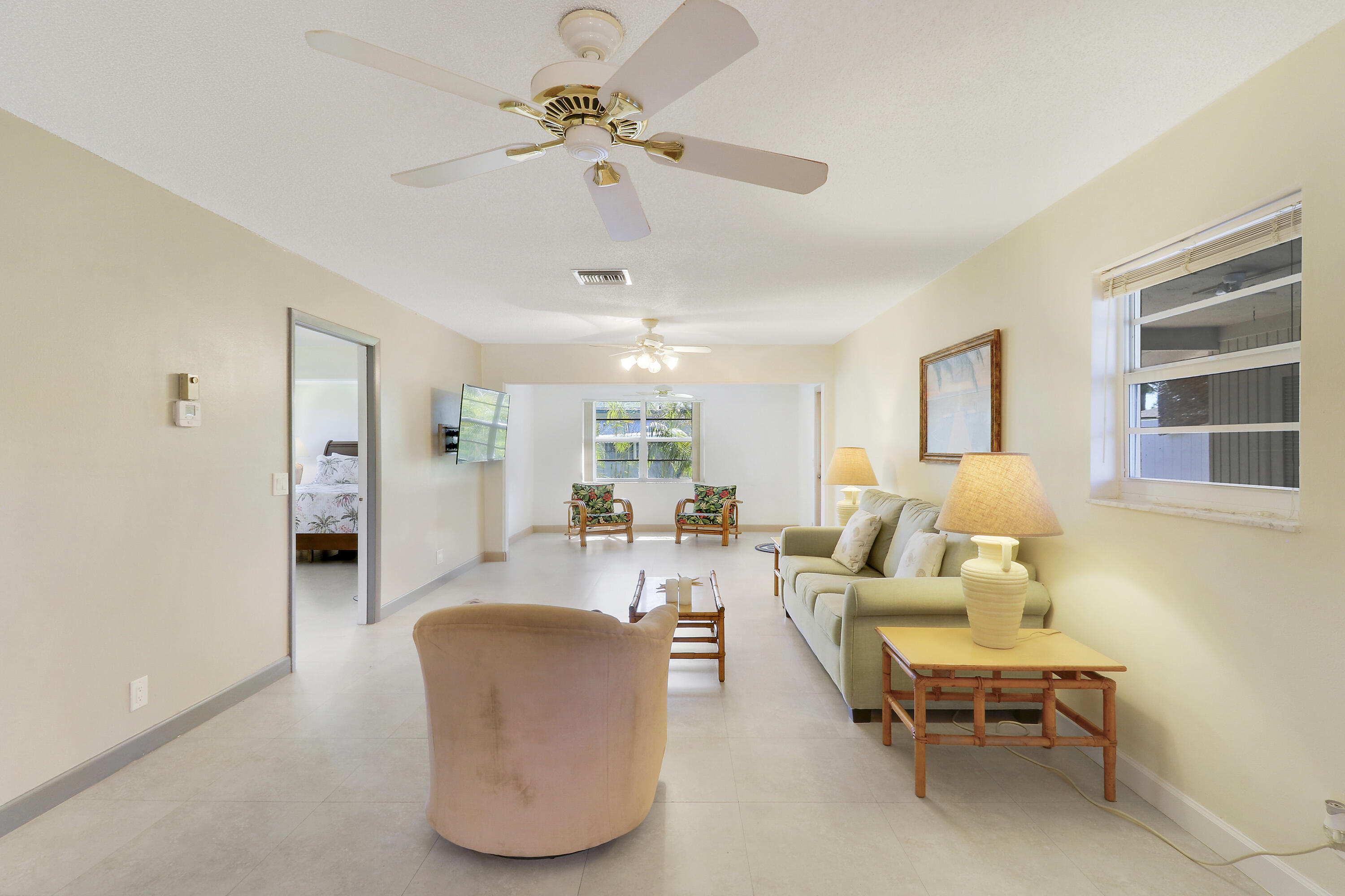 COUNTRY MANORS CONDO - Residential