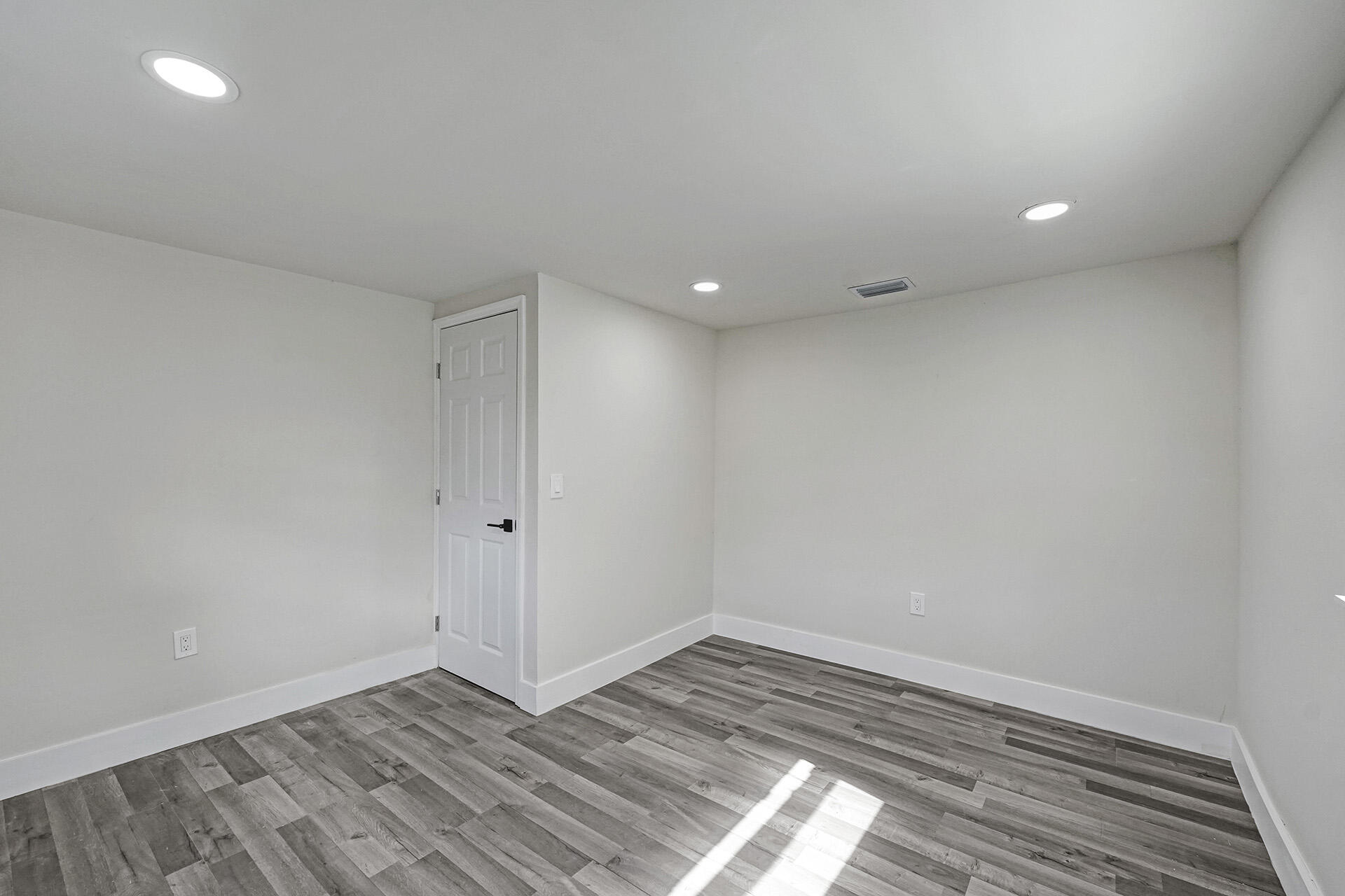 GRIFFIN GARDENS PL - Residential Lease