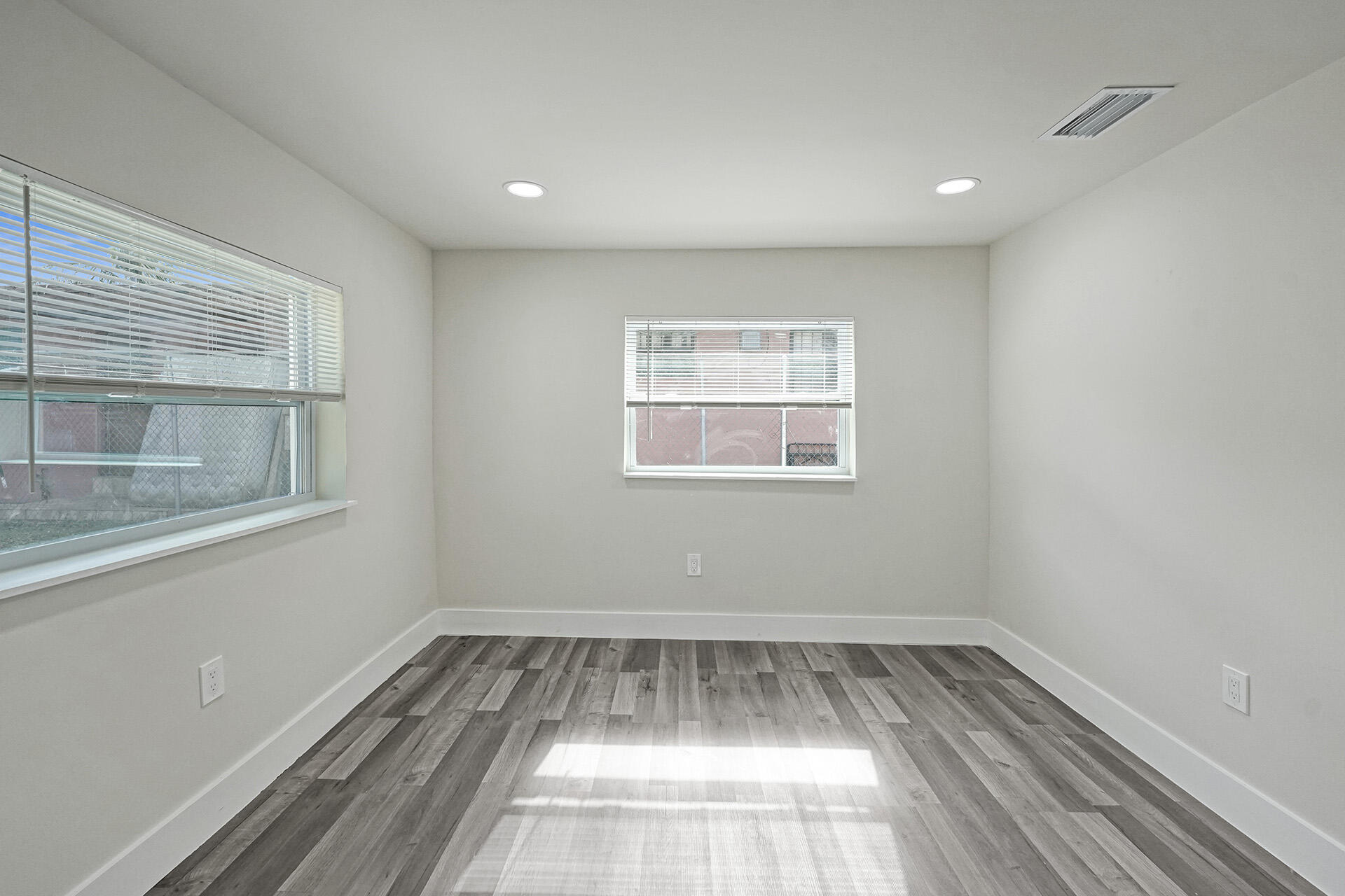 GRIFFIN GARDENS PL - Residential Lease