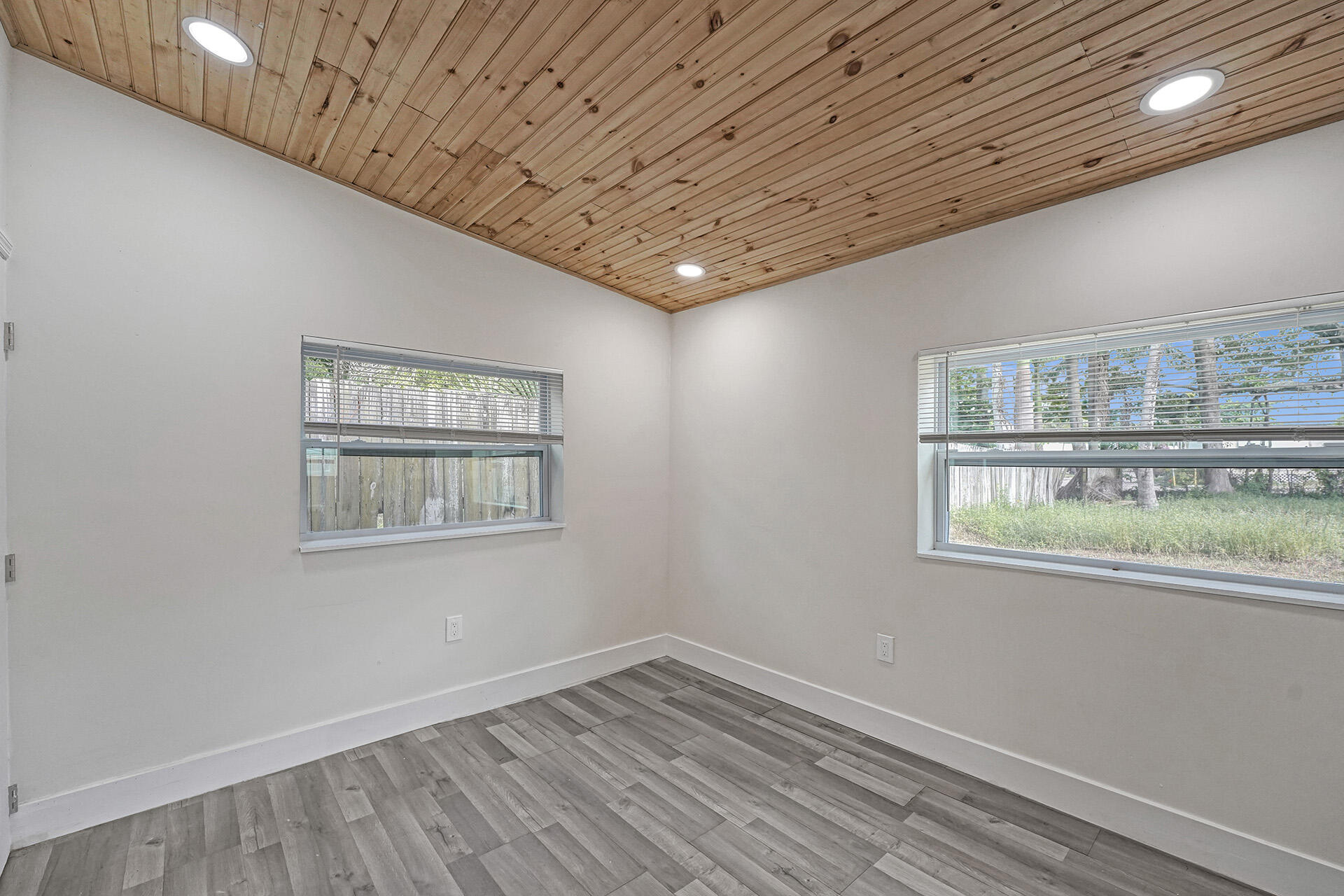 GRIFFIN GARDENS PL - Residential Lease