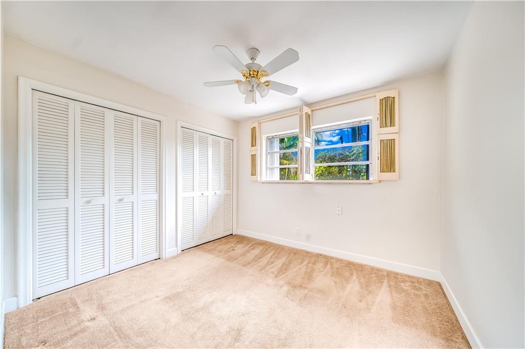 Oak Lane 70-20 B - Residential