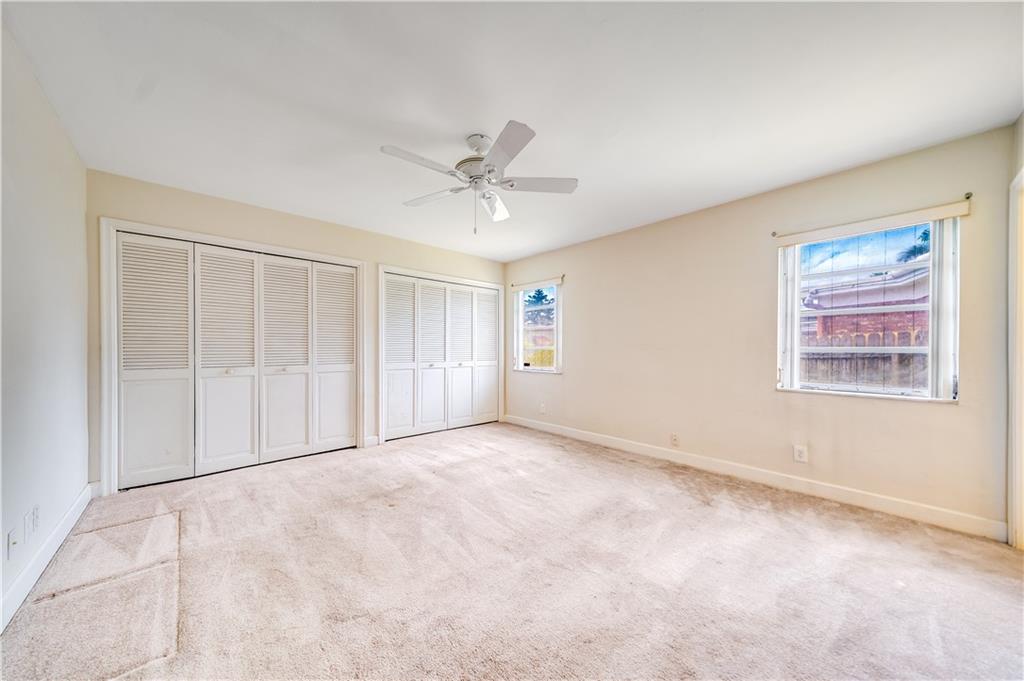 Oak Lane 70-20 B - Residential
