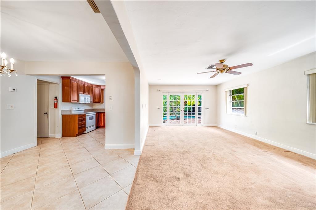 Oak Lane 70-20 B - Residential