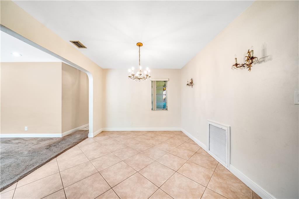 Oak Lane 70-20 B - Residential