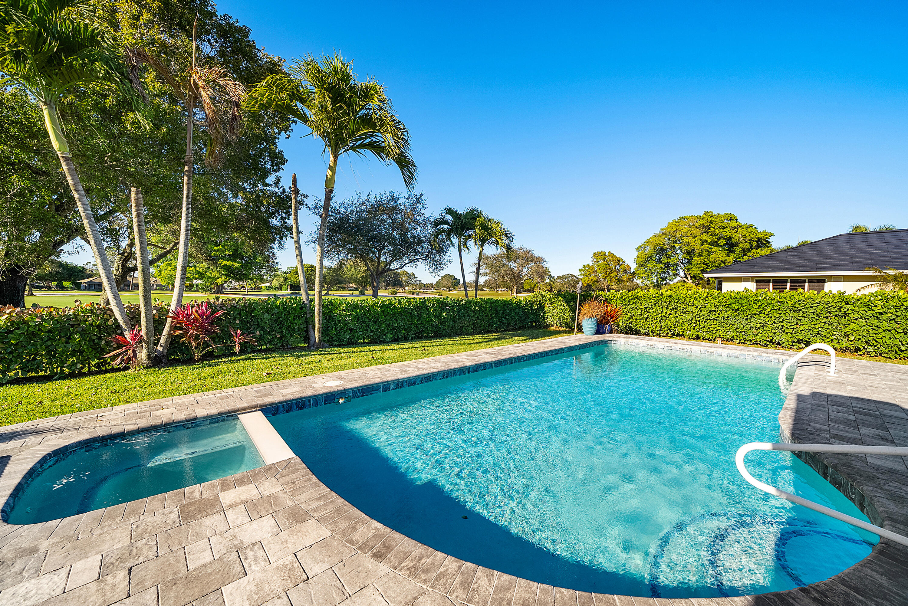 ATLANTIS - Residential