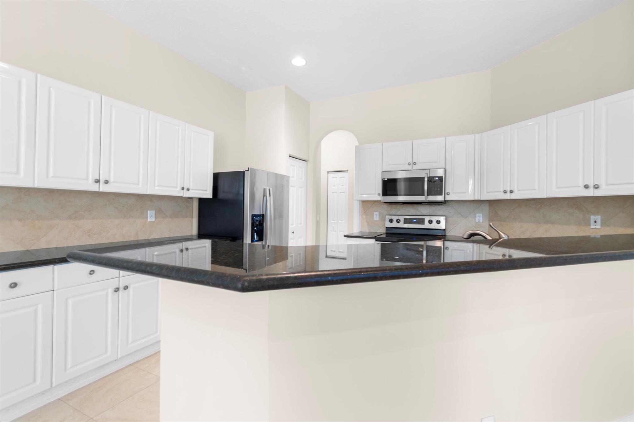 BOYNTON WATERS WEST 1 - Residential Lease