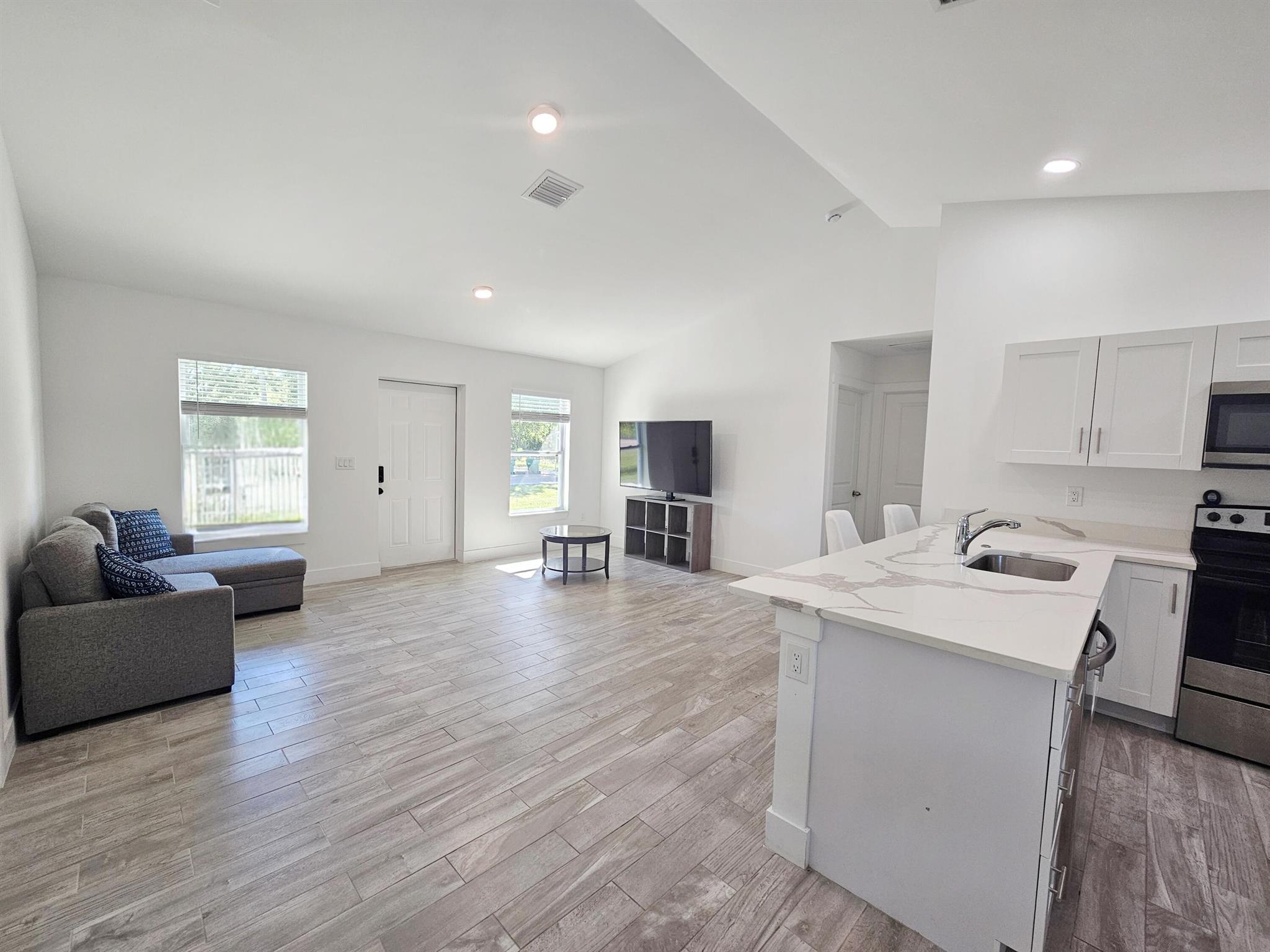 Okeechobee Park - Residential Lease