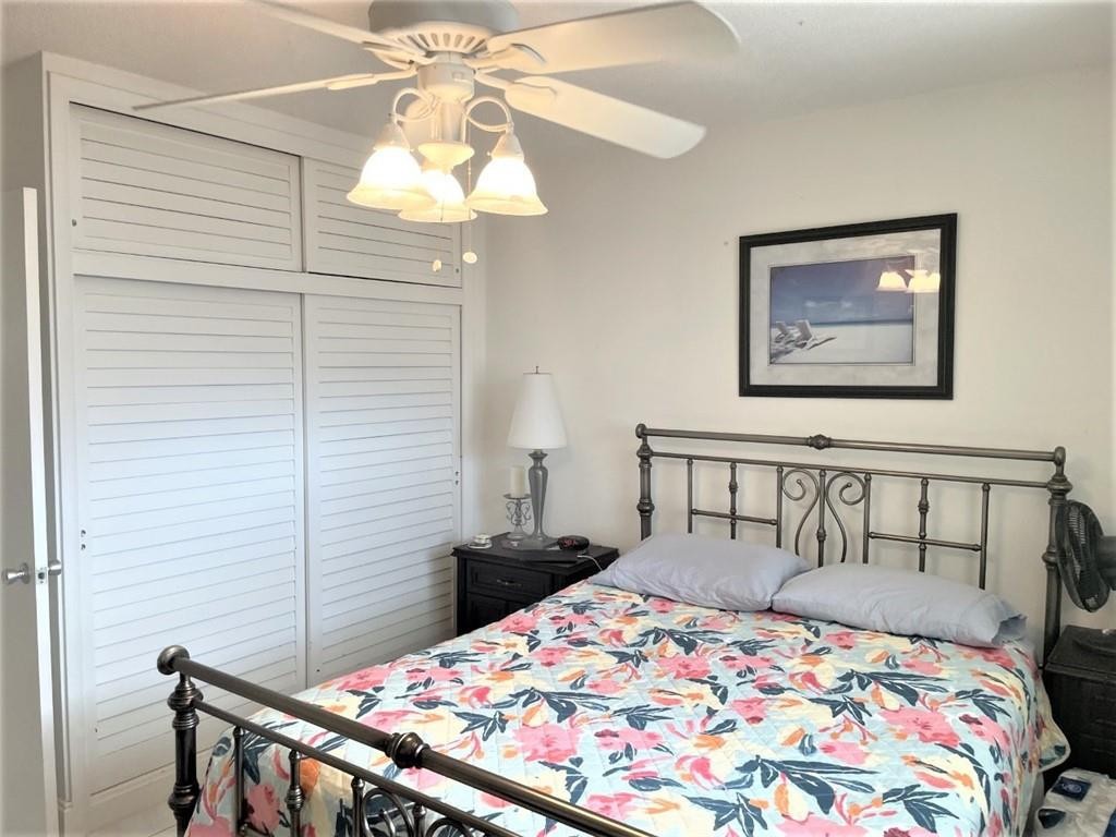 HOLLYWOOD TERRACE - Residential