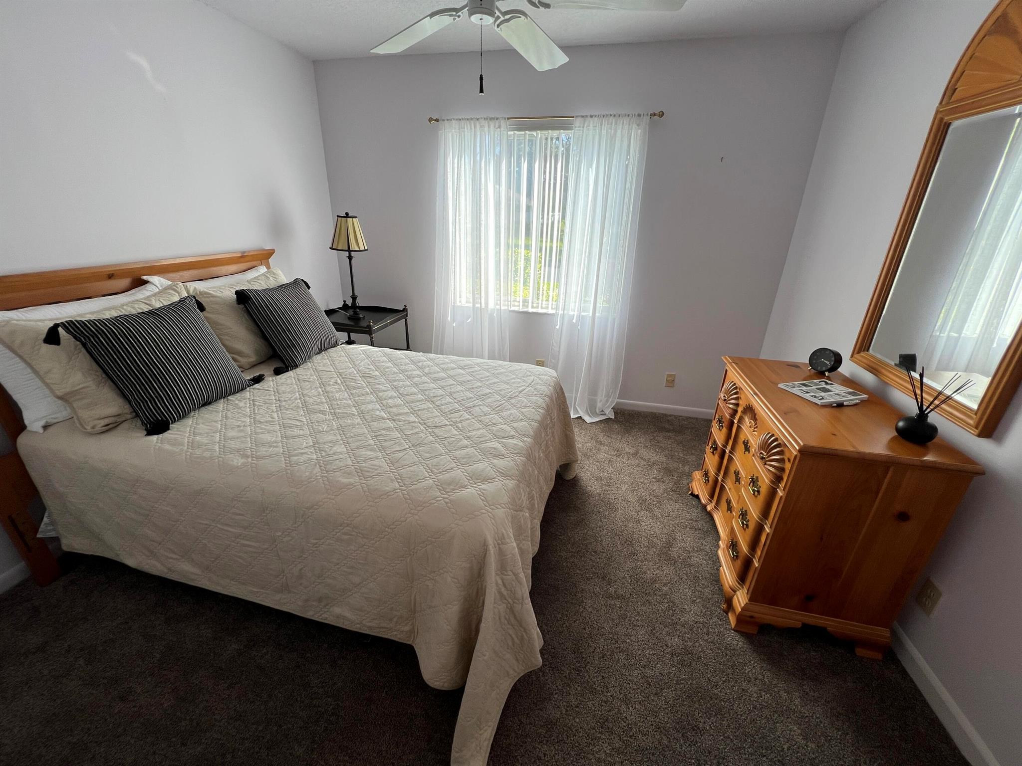 WHISPER WALK /PARKLANE - Residential Lease