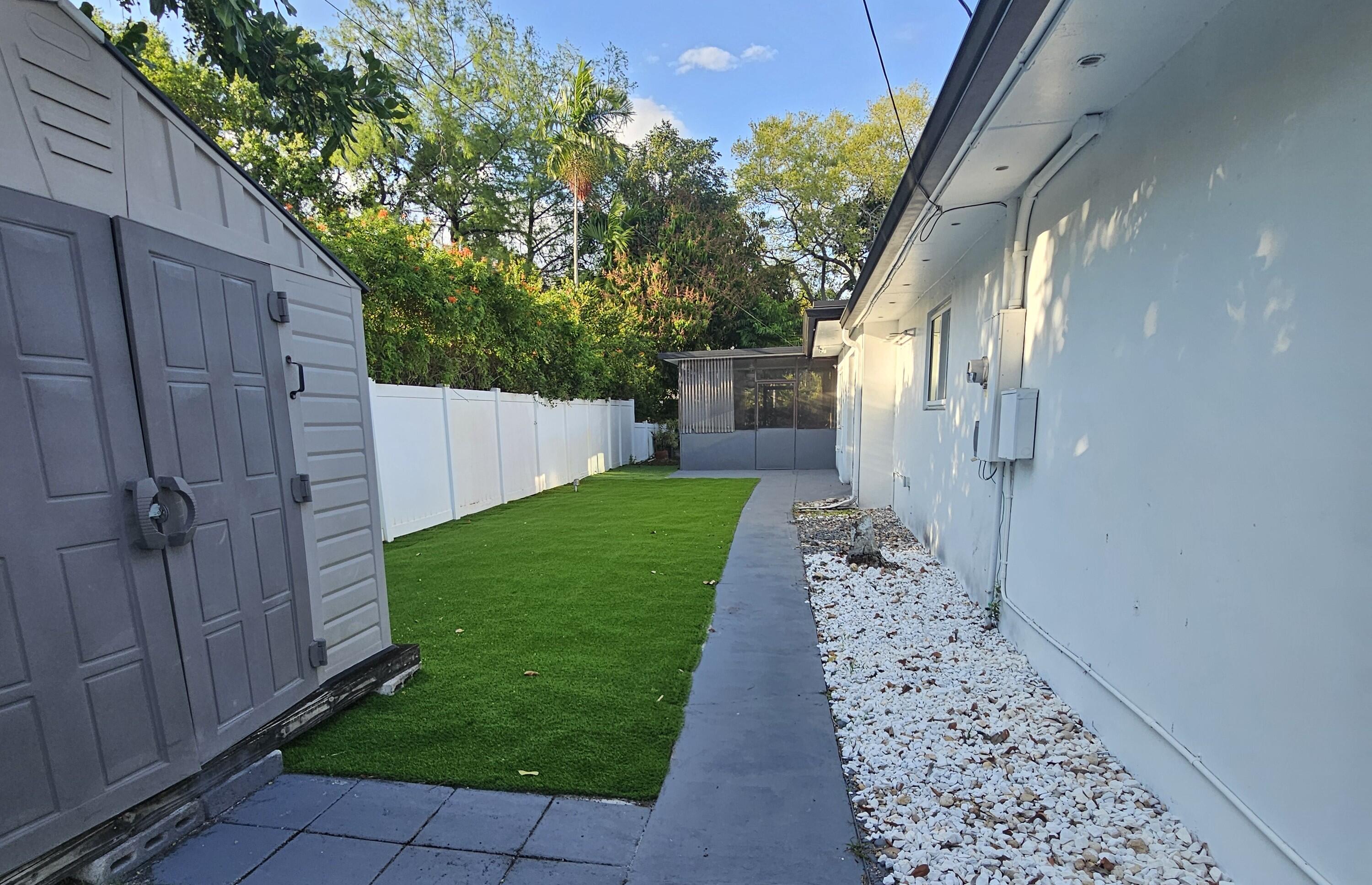 Hollywood Hills - Residential