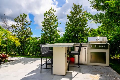 A home in Lake Worth