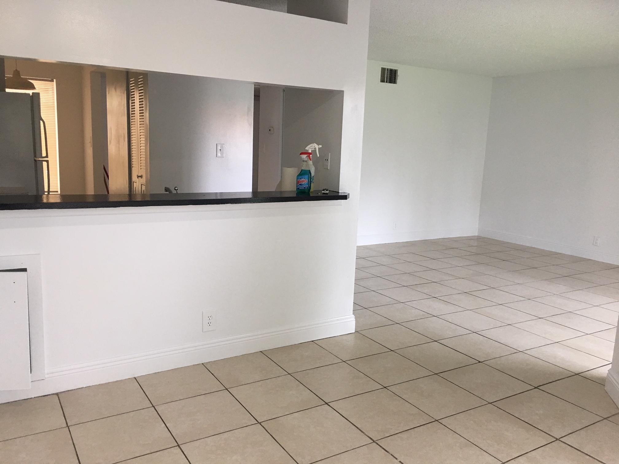 PARADISE COVE AT PALM BEACH LAKES CONDO - Residential Lease