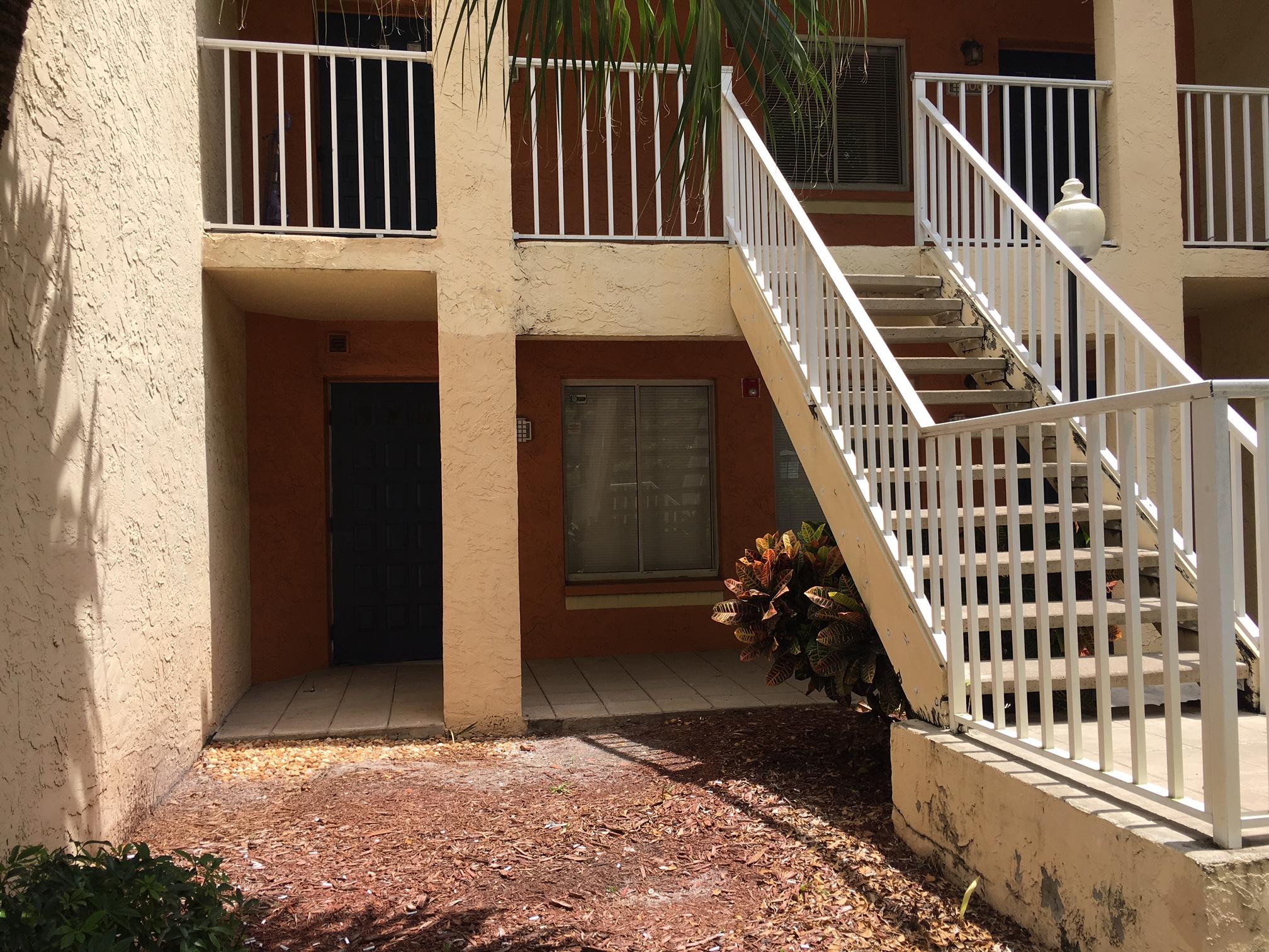 PARADISE COVE AT PALM BEACH LAKES CONDO - Residential Lease