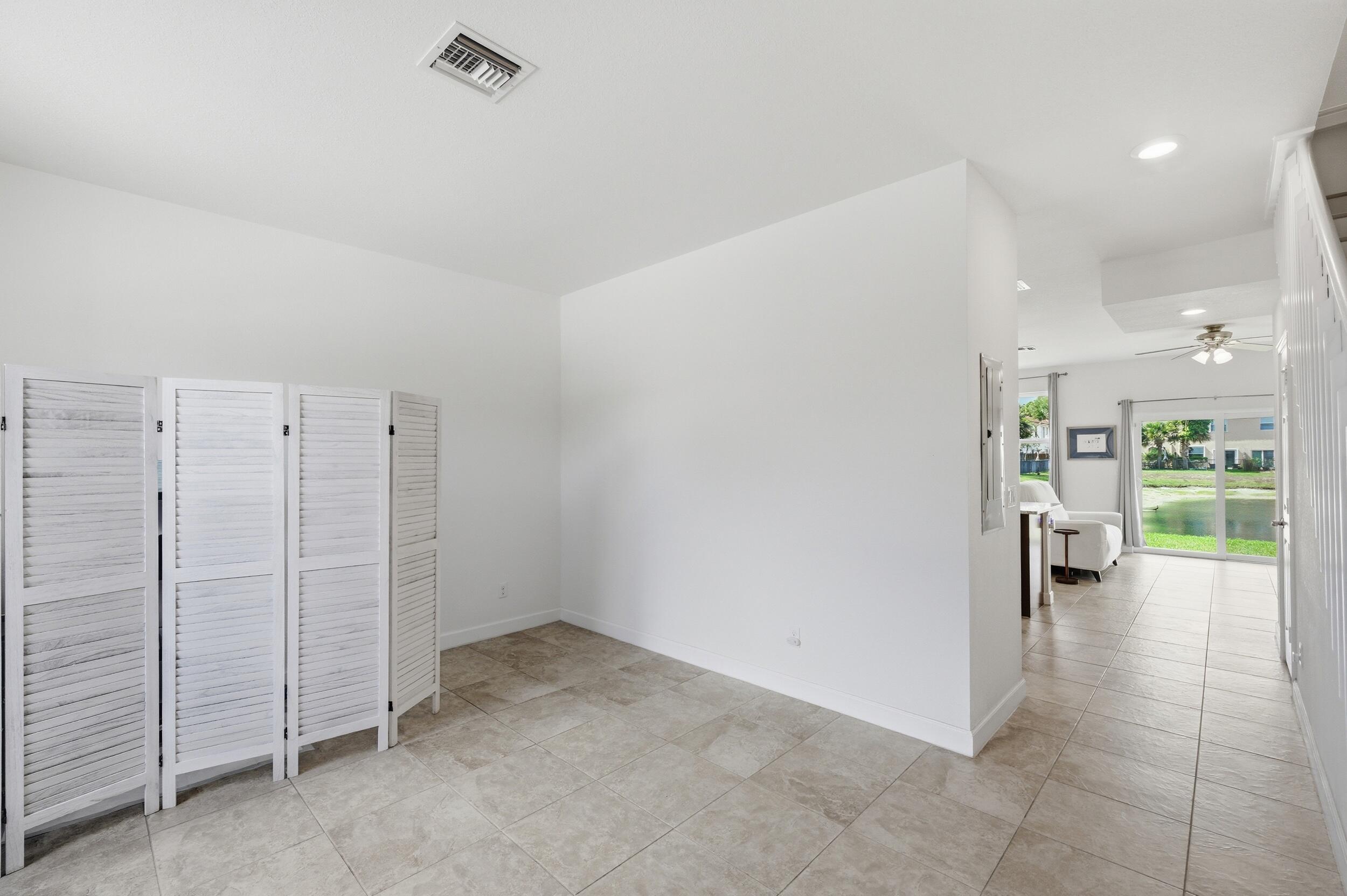 CHARLESTON COMMONS 2 - Residential