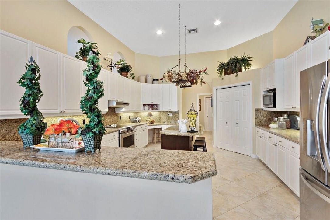 Eagle Trace / FAIRWAYS - Residential