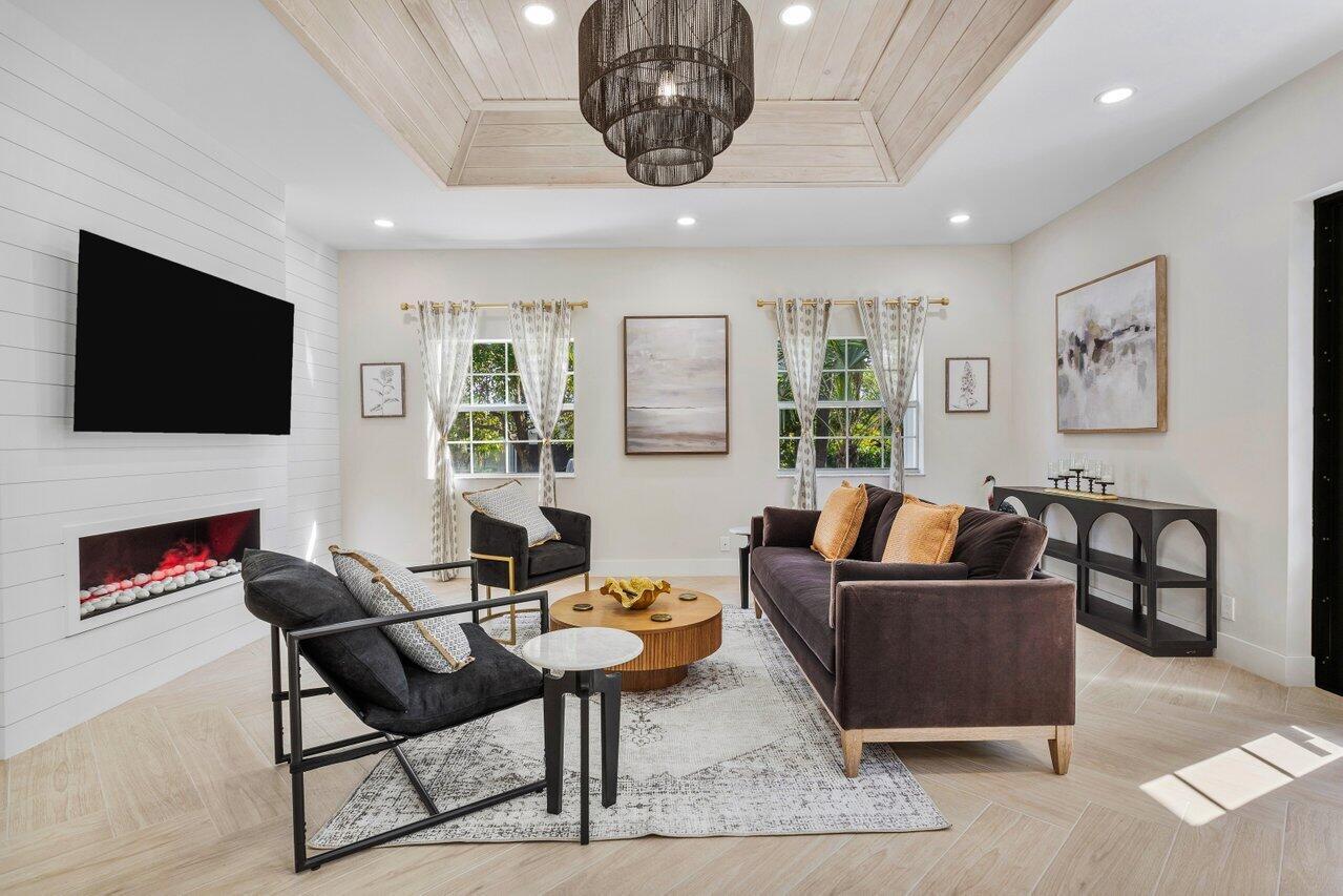 TROPIC ISLE IN - Residential Lease