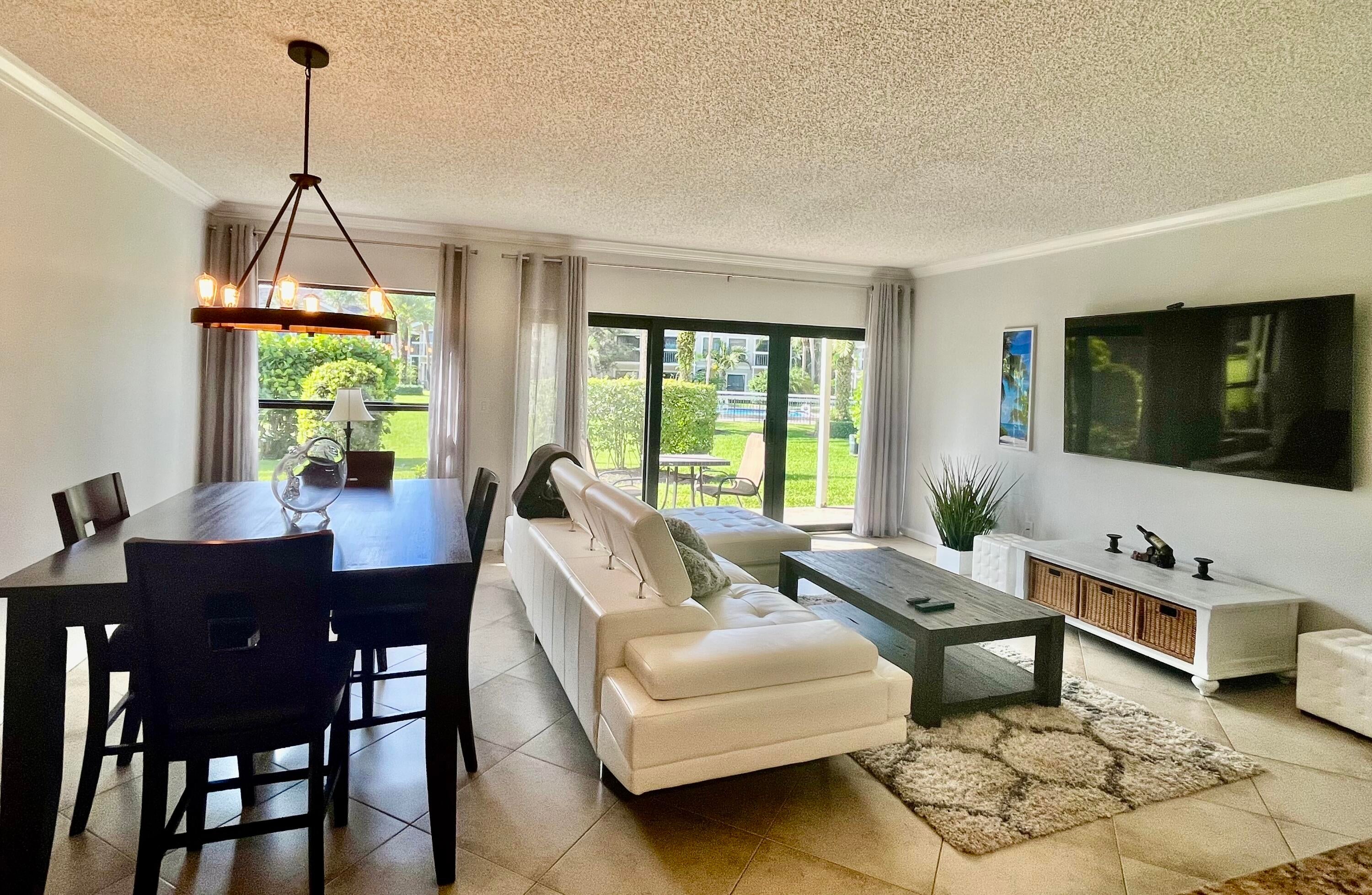 Properties 11863 Wimbledon Circle 401