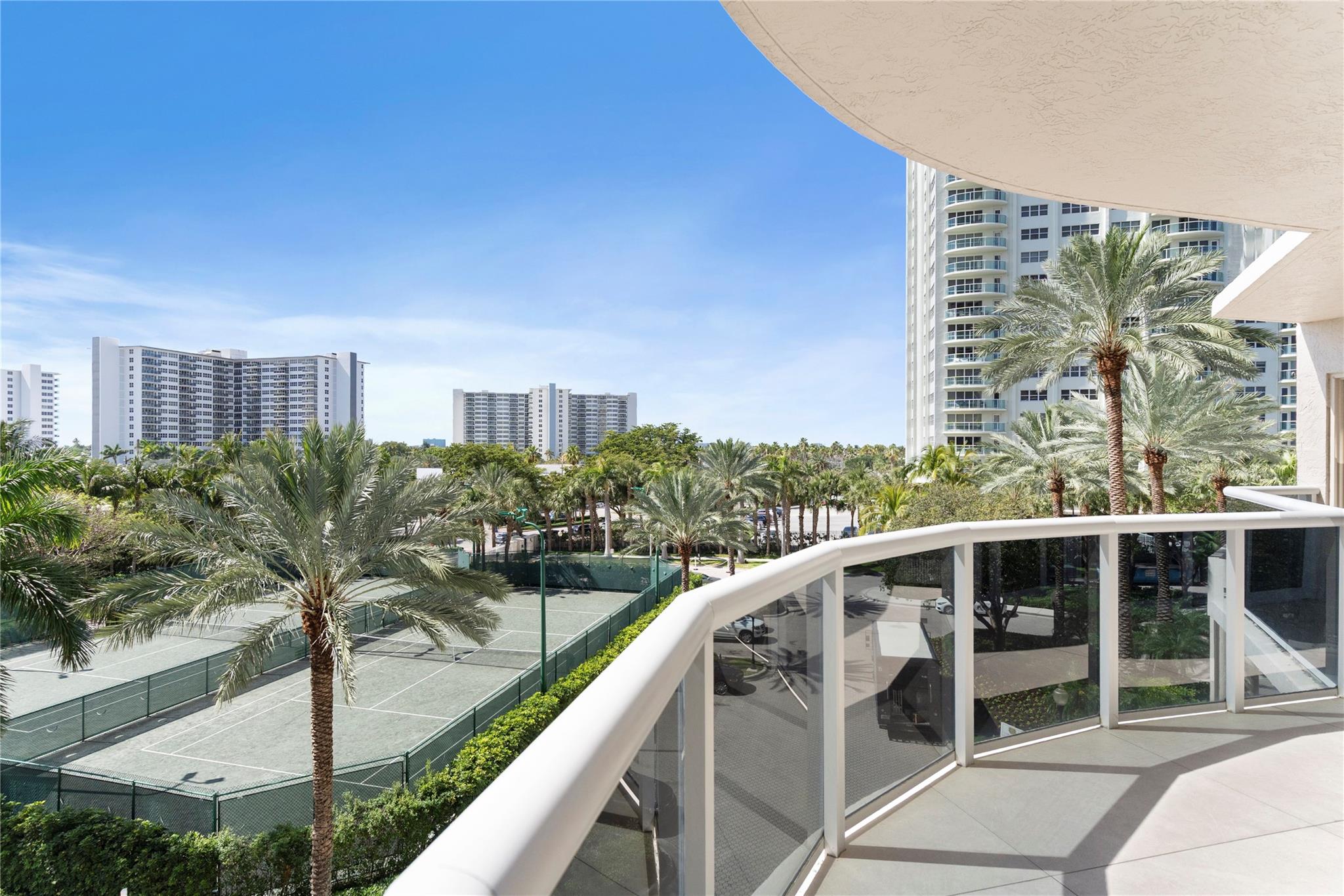 L'HERMITAGE - Residential