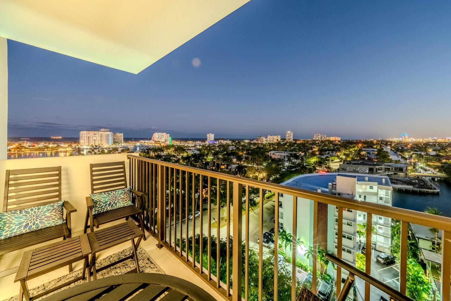 340 Sunset Dr 1111