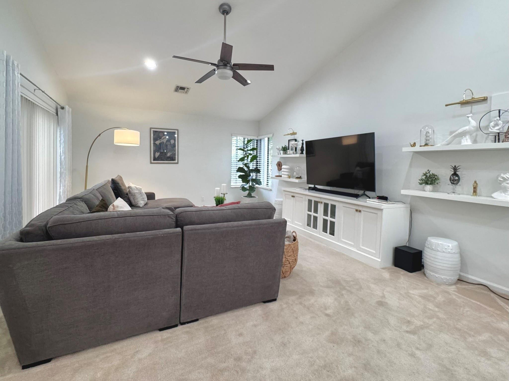 Woodmont Tr 64 95-40 B - Residential