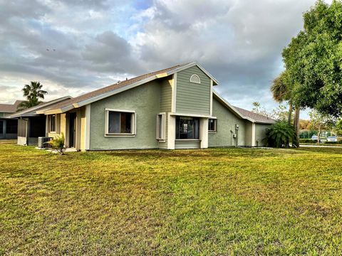 A home in Port St Lucie