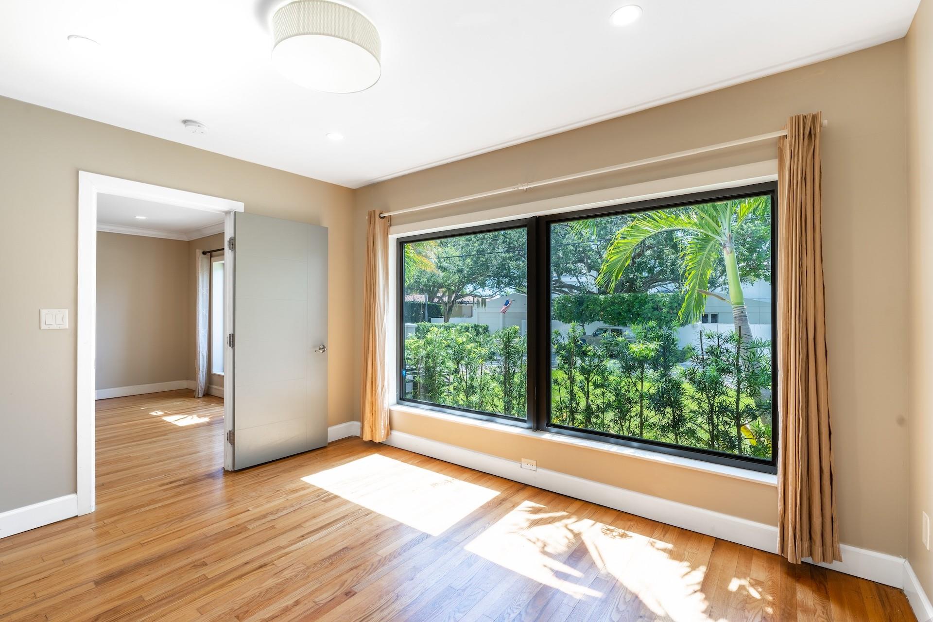 Oak Ridge Amd 10-48 B - Residential Lease