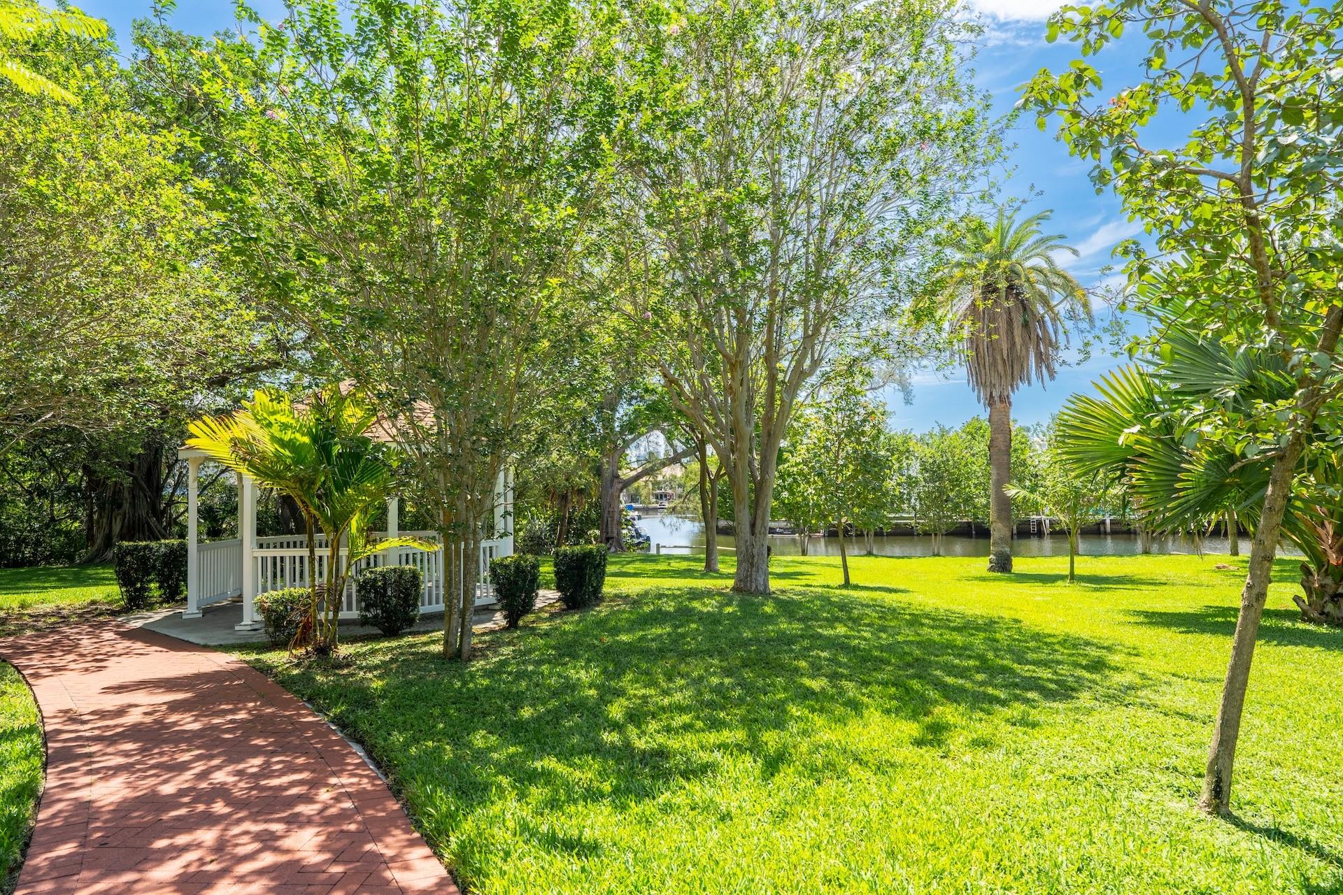 Oak Ridge Amd 10-48 B - Residential Lease