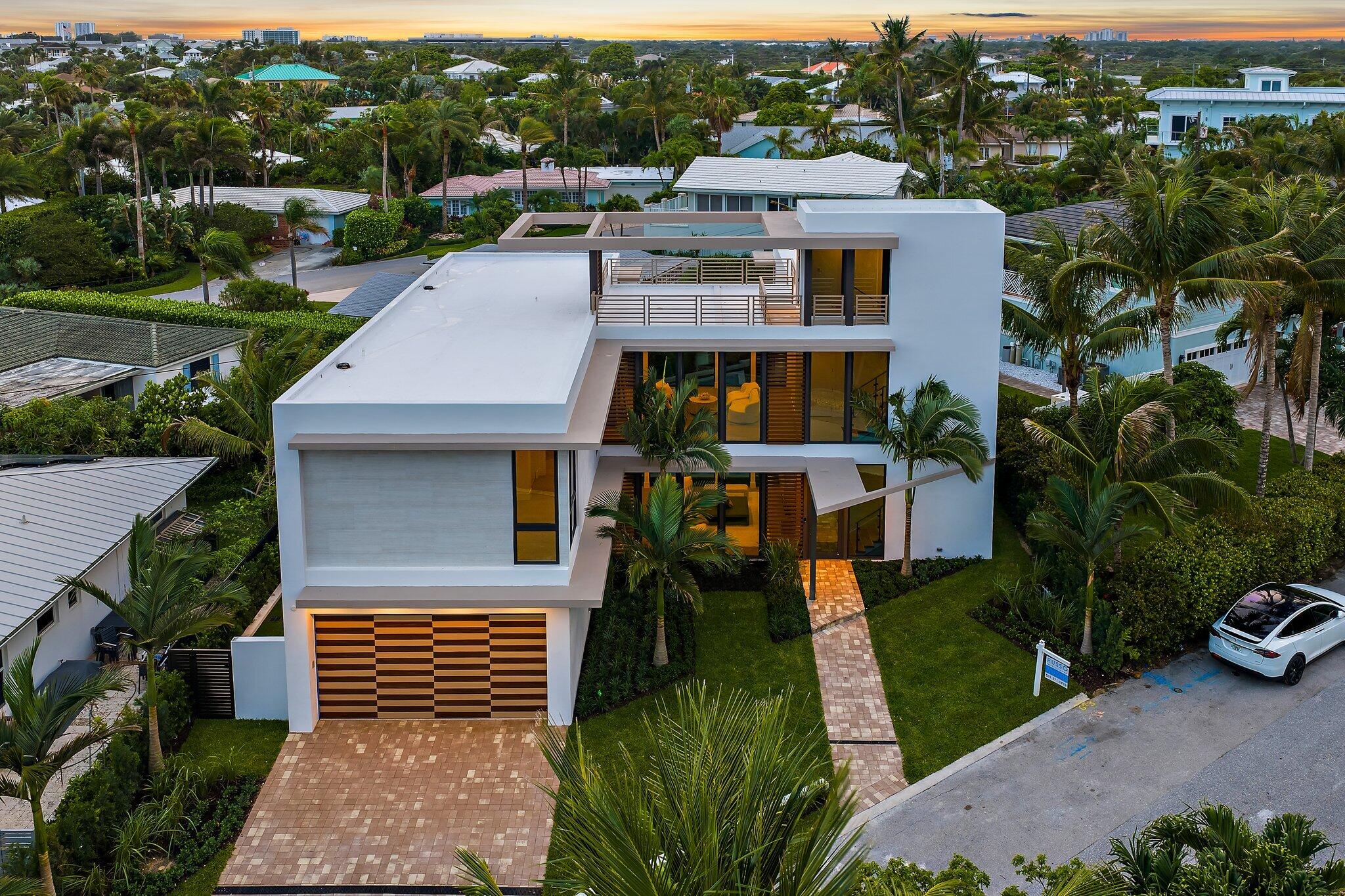 390 Jupiter Lane