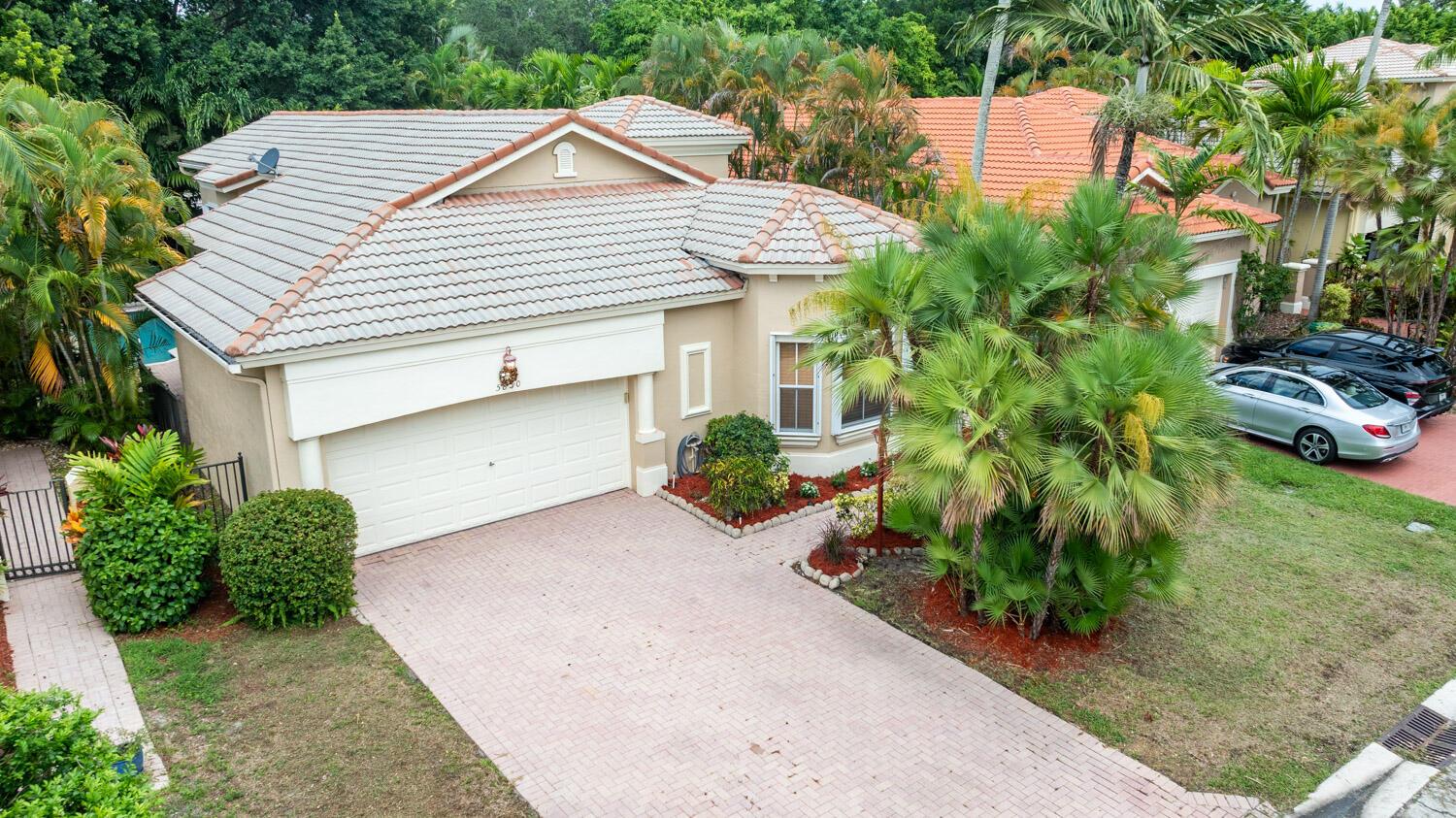 5860 NW 120th Avenue