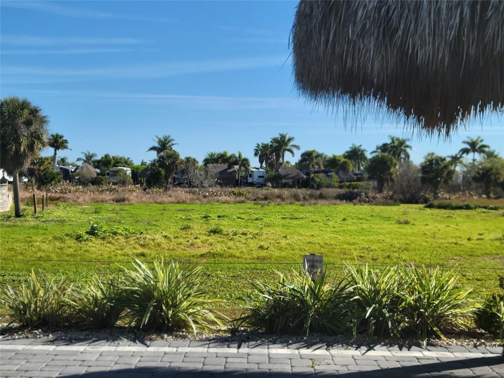 Silver Palms Rv Resort - Land