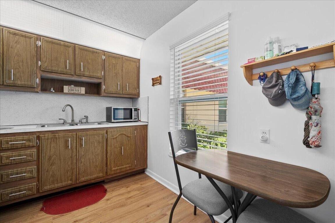 COVERED BRIDGE CONDO - Residential