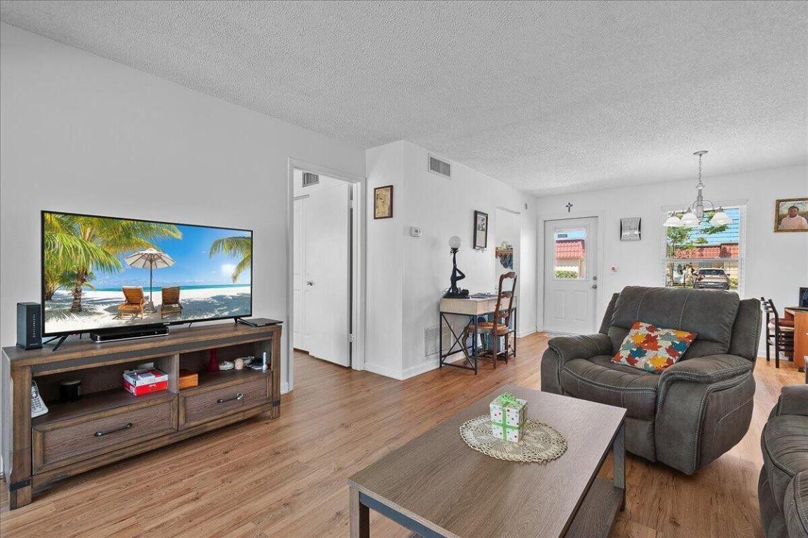 COVERED BRIDGE CONDO - Residential